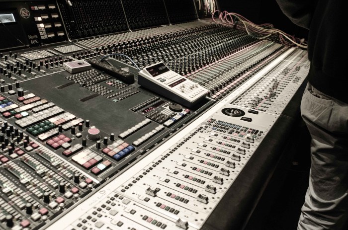 Mastering mixing 88r neve liveschool studios music production Mastering mixing 88r neve liveschool studios music production