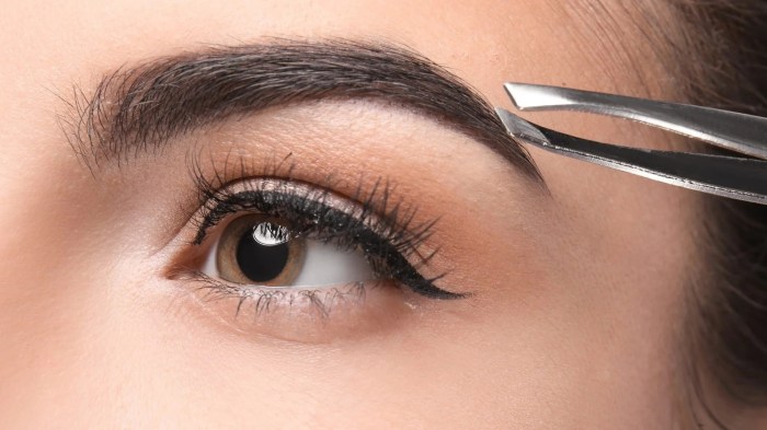 Waxing shaping eyebrow eyebrows wax makeup brows do diy tips tutorial shape waxed kit eye own step gigi yourself face Waxing shaping eyebrow eyebrows wax makeup brows do diy tips tutorial shape waxed kit eye own step gigi yourself face