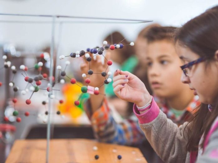 How to Improve Your Self-Esteem: 10 Tips for Building Confidence